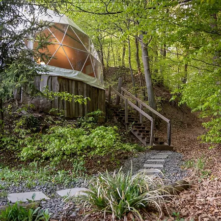 Luxe tent Glamping, Hot Tub & Projector By Nidumm *